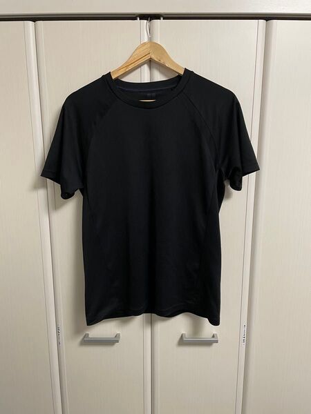 ユニクロ ドライTシャツ 黒 Mサイズ