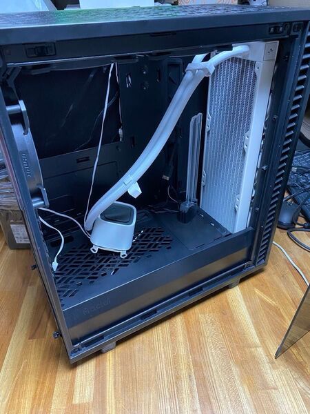 Fractal Design Define 7 Compact & MSI MAG A750GL PCIE5 & その他