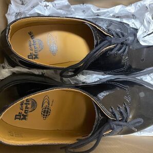 Dr.Martens × BEAMS コラボ革靴 クラシック ロートップ 3 革靴 3ホール