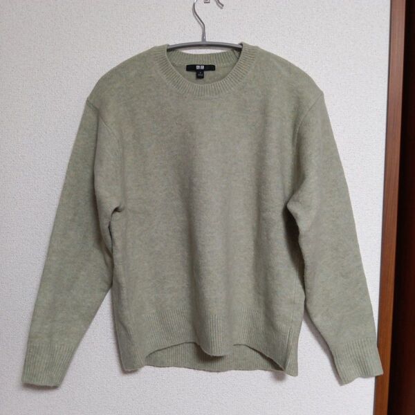 UNIQLO ライトグリーン クルーネックセーター S