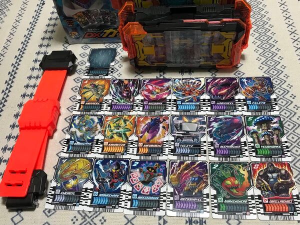 仮面ライダーガッチャード DXガッチャードライバー 返品不可