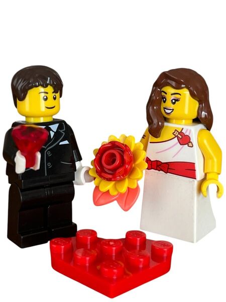 レゴ LEGO 結婚式ブライダル 新郎 新婦 ミニフィグ 2体+アイテムセット