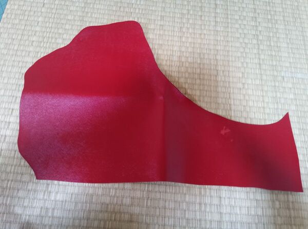 端革 ハギレ革 牛革 赤系 プリズム型押し レザー レザークラフト