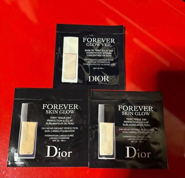 Dior ディオールスキン フォーエヴァー グロウ ヴェール 化粧下地 フルイド グロウ リキッドファンデーション サンプル