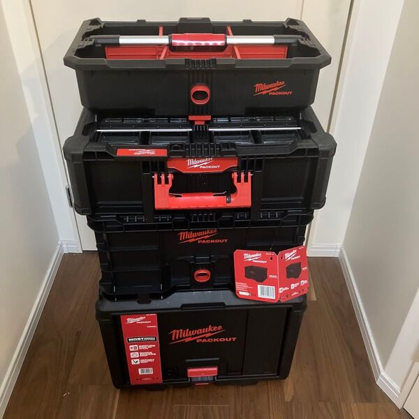 4点セット milwaukee packoutミルウォーキーパックアウトキャビネ、コンテナ、チルトビン、ツールトレー