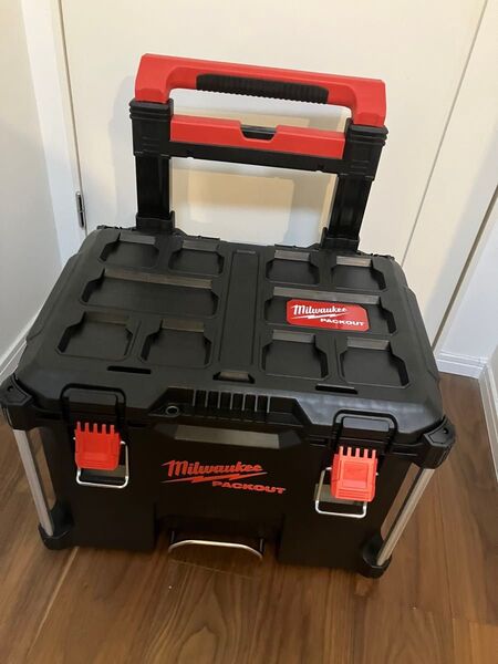 【セール】Milwaukee packout ミルウォーキーパックアウト キャリーボックス ローリングトローリー ツールボックス