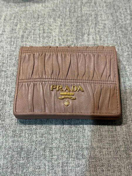PRADA プラダ 二つ折り財布 ピンク