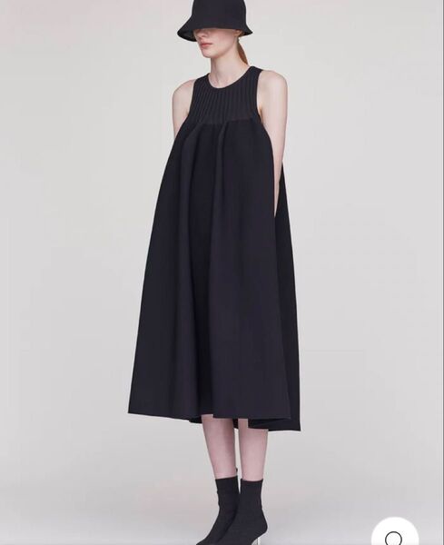 CFCL POTTERY SLEEVEL BUST FLARE DRESS