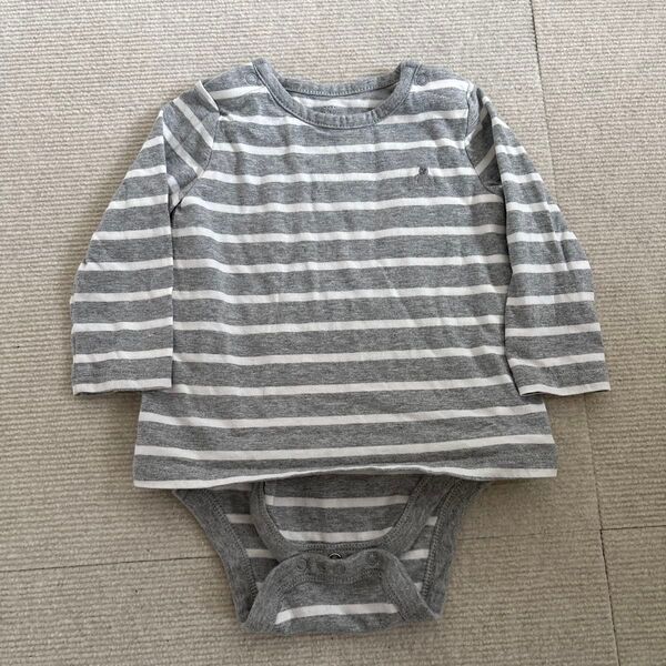baby Gap ボーダー グレー ワンポイントロゴ ロンパース 長袖 6-12 ベビー服