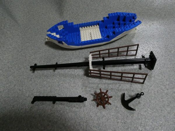 LEGO 6280 サンタクルス号 船体パーツ 他 レゴ
