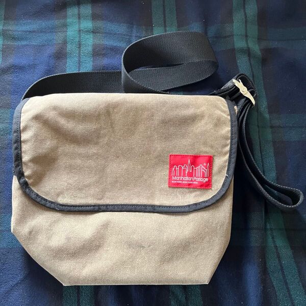 Manhattan Portage マンハッタンポーテージ メッセンジャーバッグ ショルダーバッグ オイルクロス 使用感有