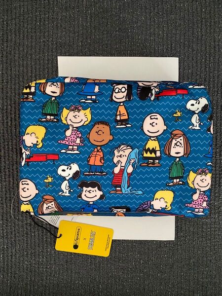 新品レスポートサック Lesportsac 化粧ポーチ SNOOPY スヌーピー