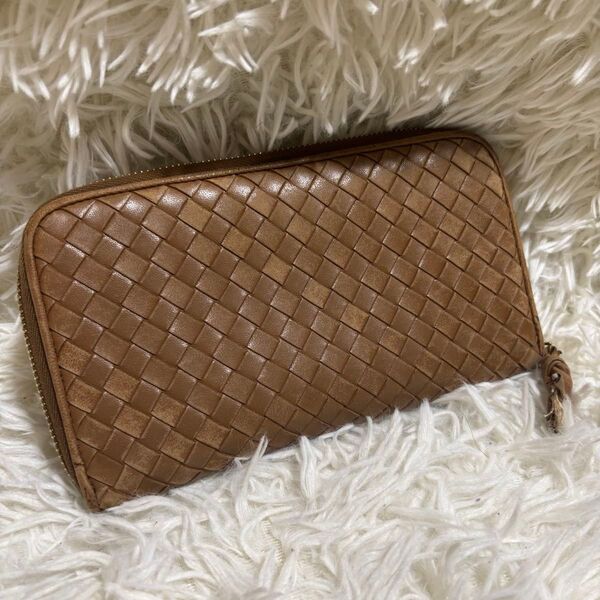 ボッテガヴェネタ イントレチャート ラウンドファスナー ブラウン 長財布 BOTTEGA VENETA