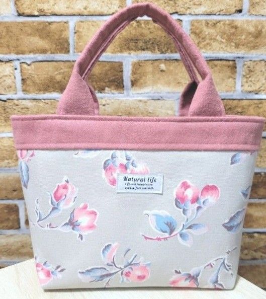 ハンドメイド キャスキッドソン生地使用 ランチバッグ トートバッグ ランチトート ベージュ ピンク