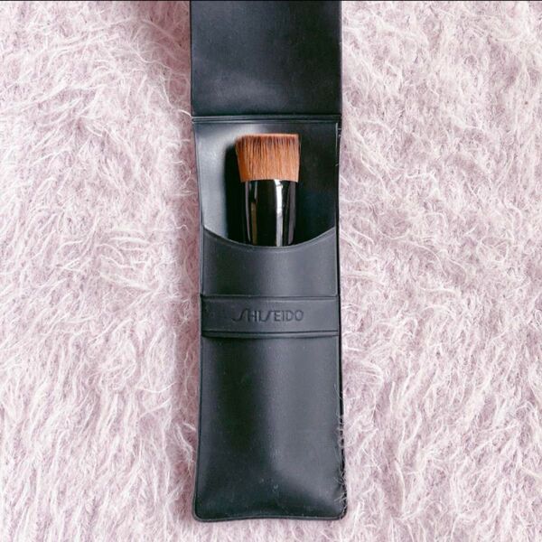 SHISEIDO ファンデーションブラシ 131 ケース付き