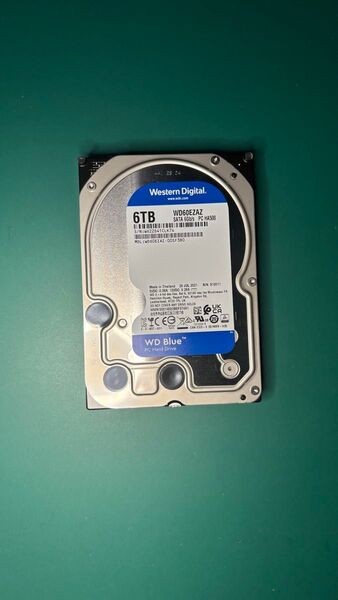 Western Digital 6TB HDD WD60EZAZ ②
