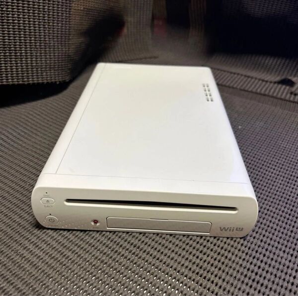 Wii U 8GB 本体 F410 1点の出品