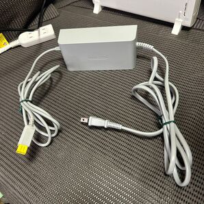 Wii U 本体アダプター③(任天堂純正)(チラ見被膜破れ)