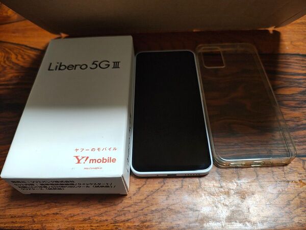 Libero 5G III Y!mobile ホワイト ワイモバイル