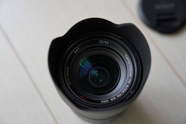 新ロットZEISSロゴ SONY Vario-Tessar T* FE 24-70mm F4 ZA OSS