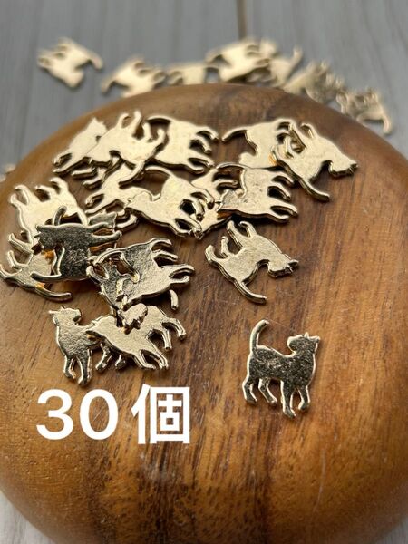 【レジン レジン枠 空枠 チャーム】封入パーツ デコパーツ ネイルパーツ ねこ 猫