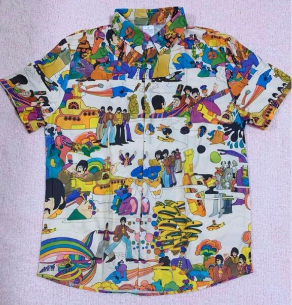 THE BEATLES Yellow Submarine 総柄シャツ アロハ風 アロハシャツ 半袖シャツ 総柄