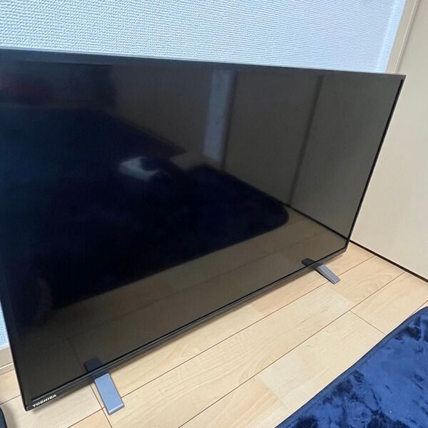 TOSHIBA 液晶テレビ 2023年製 液晶割れあり 部品が欲しい方などどうぞ!
