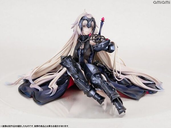 Fate/Grand Order アヴェンジャー/ジャンヌ・ダルク〔オルタ〕 うたかたの夢Ver. 1/7 完成品フィギュア