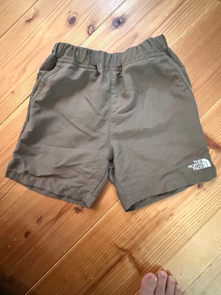 THE NORTH FACE ハーフパンツ カーキ ラッシュガード、インナーパンツ付き