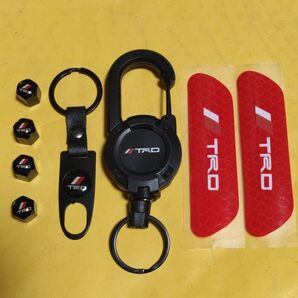 TRD 高品質エアーバルブキャップ&工具タイプホルダー&ウィアーリールホルダー&ドア反射ステッカーセット。激安価格値引き交渉不可。
