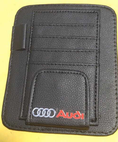 アウディ レザーサンバイザーカードホルダー。べージュもございます。激安価格値引き交渉不可。