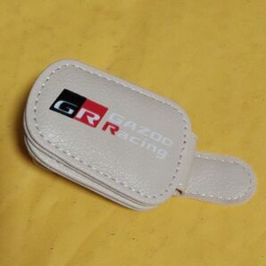 トヨタGR レザーサンバイザークリップ。ブラックもございます。激安価格値引き交渉不可。