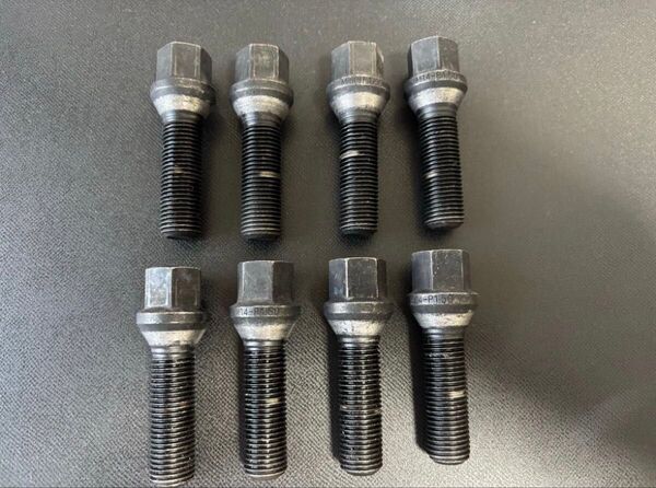 iiD ホイールボルト ブラック M14×1.5 60°テーパー 首下42mm 8本 中古美品