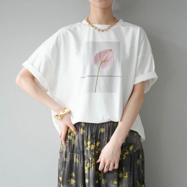 【新品】 リュミエ フラワーフォトビッグTシャツ 花 プリントT Tシャツ 半袖 半袖シャツ コットン トップス ホワイト