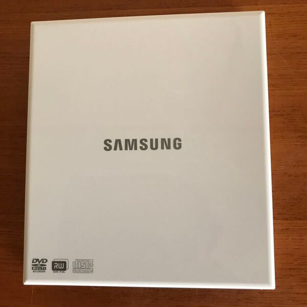 SAMSUNG 外付DVD WriterポータブルドライブSE-S084