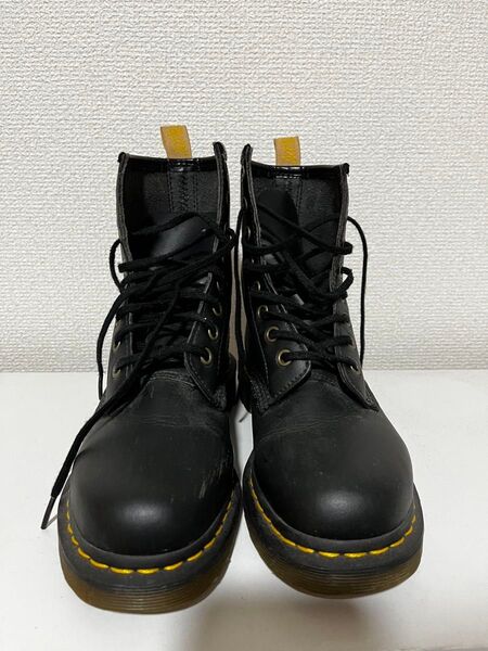 ドクターマーチン Dr Martens 8ホールブーツ