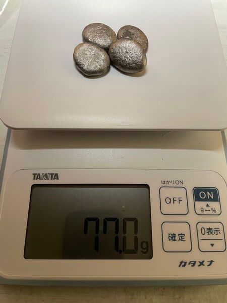 歯科技工用金パラ湯だまり77グラムになります。