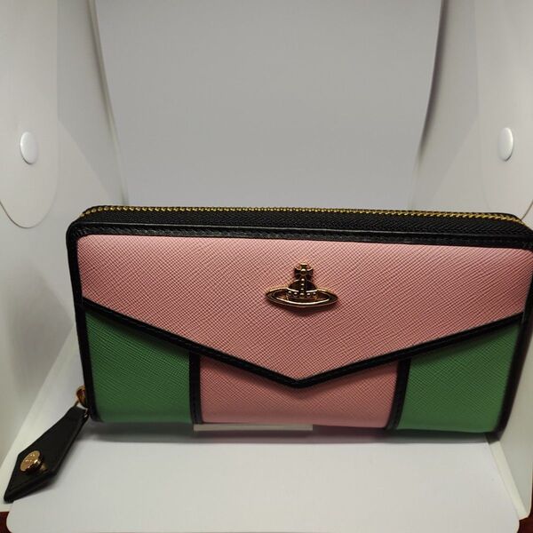317LpinkMULTIヴィヴィアンウエストウッド Vivienne Westwood 長財布 新品未使用アウトレット