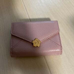 マリークワント 三つ折り財布 ピンク レター
