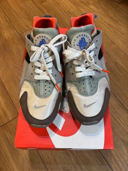 【訳アリ】 ナイキ NIKE エア ハラチ 24.5 スニーカー AIR HUARACHE エアマックス ジョーダン