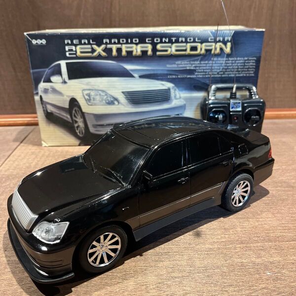 ラジコン セダン ブラック EXTRA SEDAN 【非売品】 ラジコンカー トヨタ ミニカー