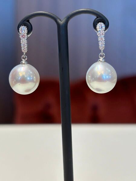 大粒 南洋白蝶真珠 ダイヤモンド ピアス k18WG 豪華!! 綺麗!迫力の輝き