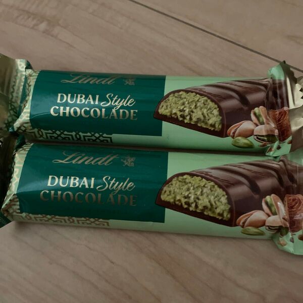 Lindt リンツ ドバイチョコ ドイツ