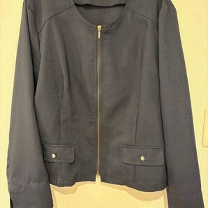 値下 新品 濃紺 ノーカラージャケット 13号 通販image