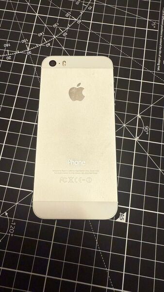 iPhone 5s Silver 32 GB docomo 美品