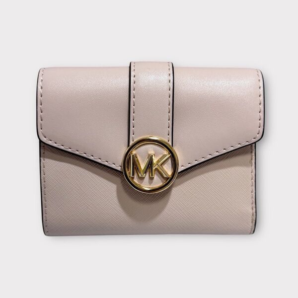 新品同様!MICHAEL KORS マイケルコース カルメン スモール フラップ ウォレット 二つ折り財布 パウダーブラッシュ