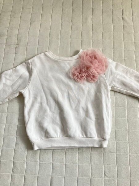 H&Mキッズ 白ホワイトトレーナー裏起毛 スウェット ピンクフラワーモチーフ 110 トップス