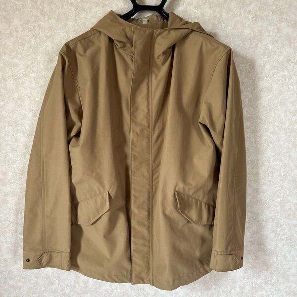 ジャケット パーカー ブルゾン アウター ベージュ Mサイズ