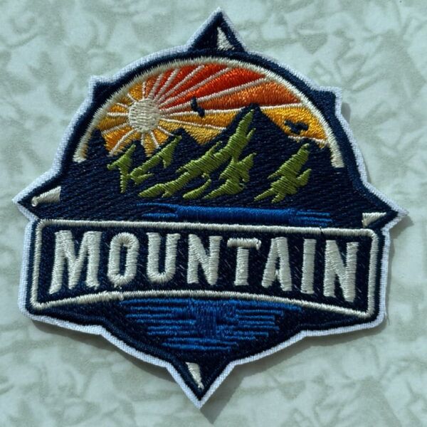 アイロンワッペンアウトドア MOUNTAIN アップリケ パッチ 刺繍ワッペン