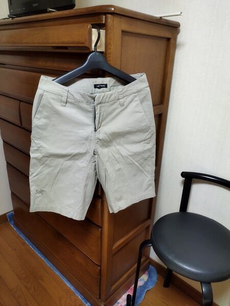 ARC‘TERYX アークテリクス ショートパンツ M メンズ カーキ系ベージュ 30サイズ